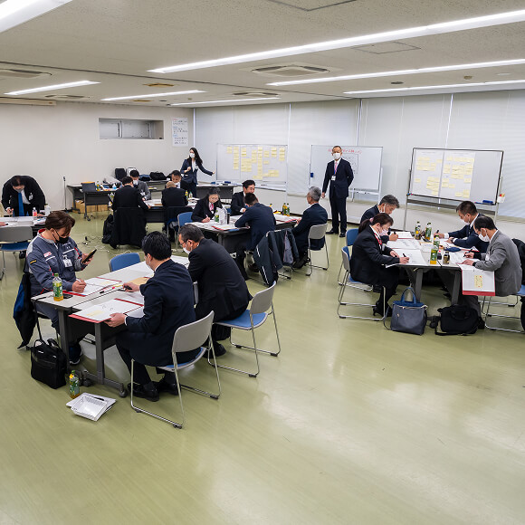 入社後も安心充実の研修制度